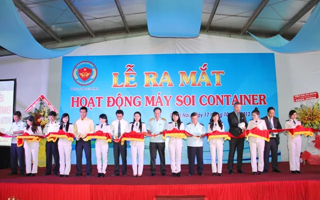 Khai trương máy soi hiện đại nhất Việt Nam tại bãi kiểm hóa ICD Long Bình